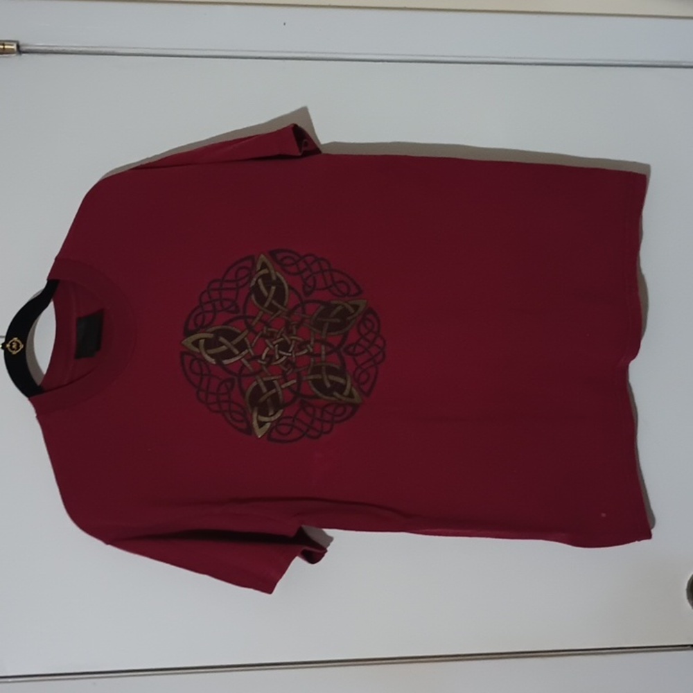 Men's Large Celtic Symbol T-shirt  ( a few bleach spots)
